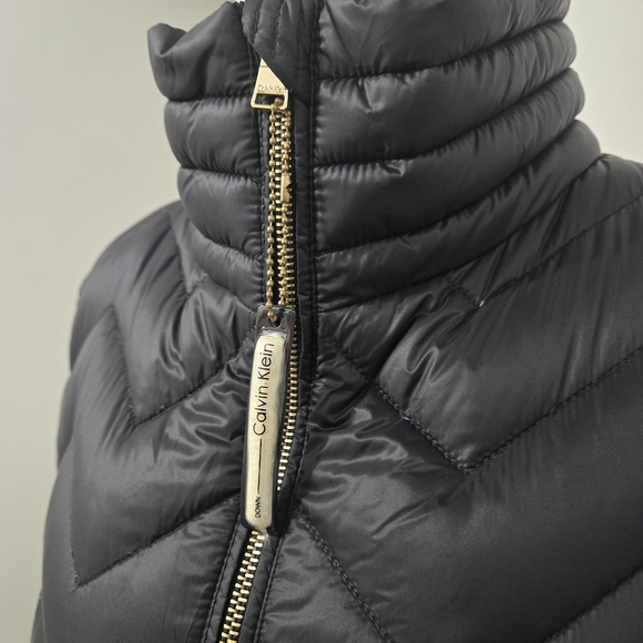 Calvin Klein Black Quilted Vest - Picture 3 of 4